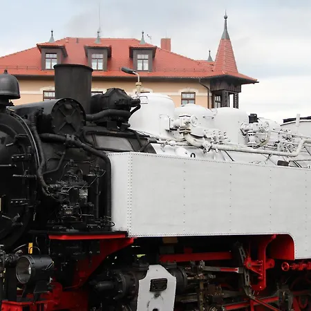 Hotel Bb Bahnhof Bertsdorf 3*